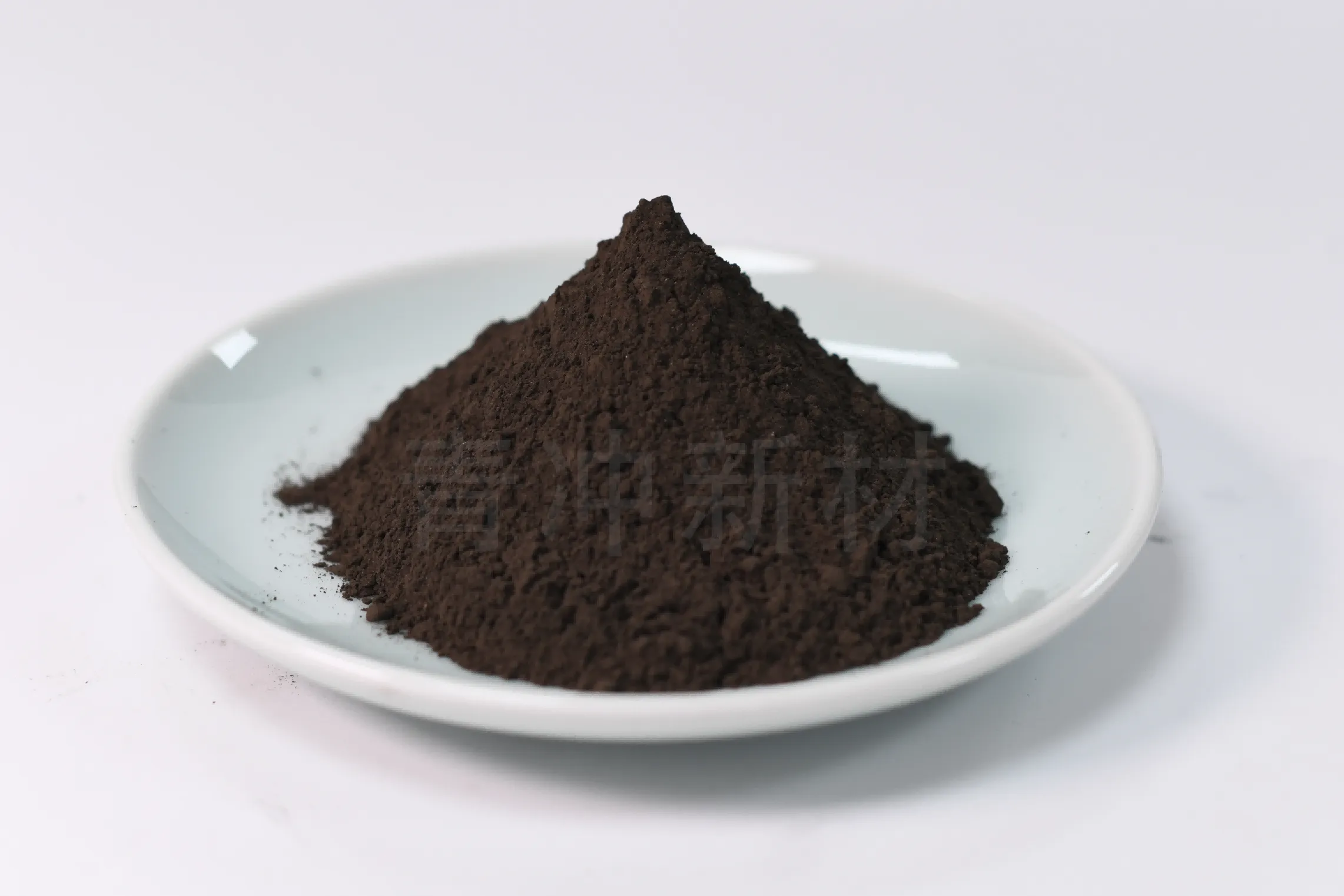 Ossido di manganese (MnO)3
