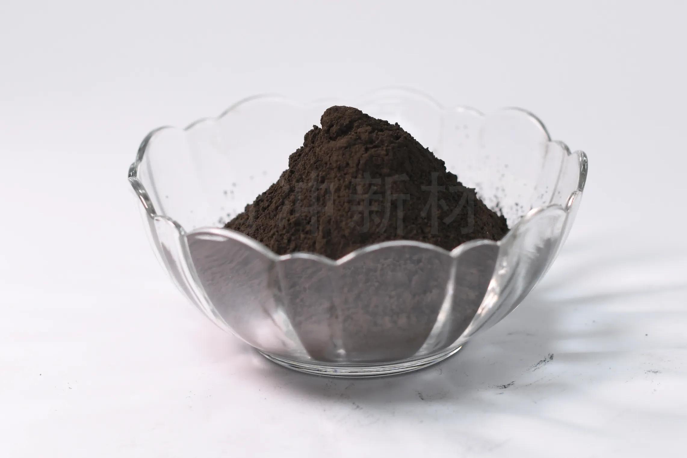 Ossido di manganese (MnO)5